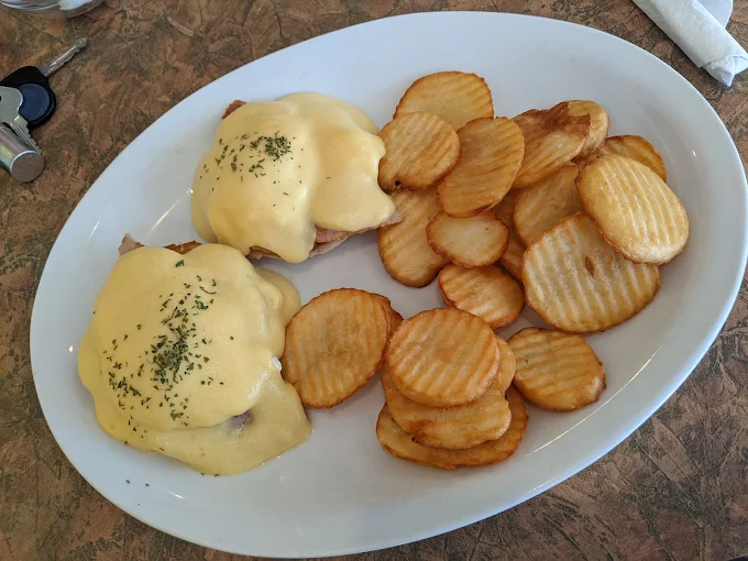 Chicken Wings delivery from London Hometown Grill St. Thomas